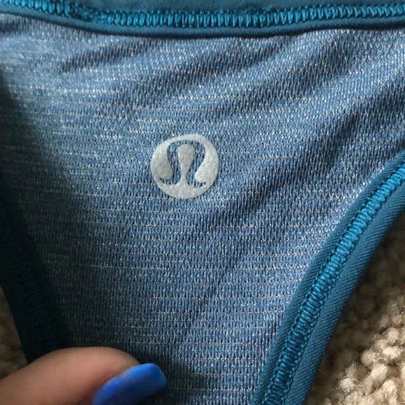 LULU Tank Top - Picture 3 of 3